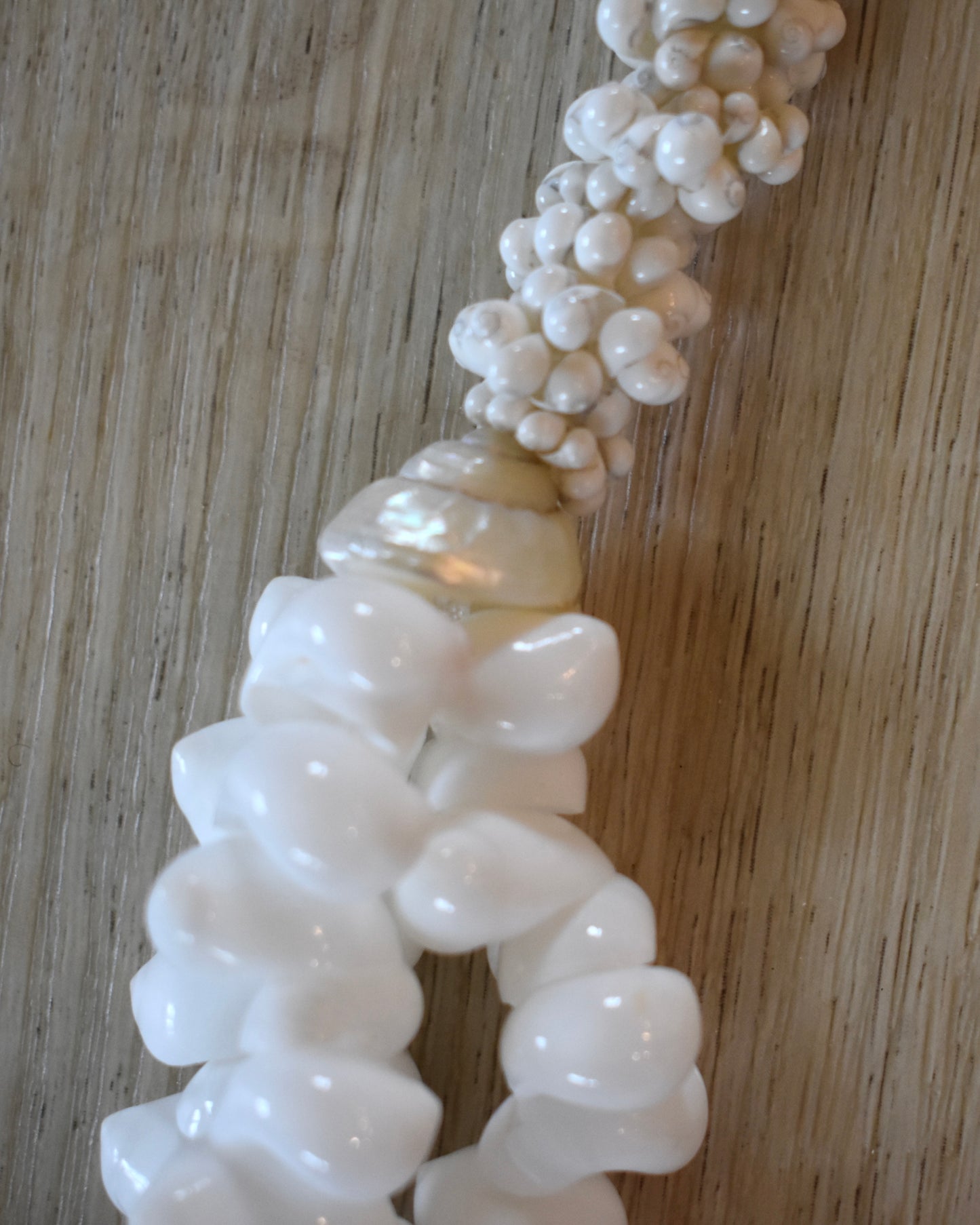 Triple Layered White Bubble Shell Lei