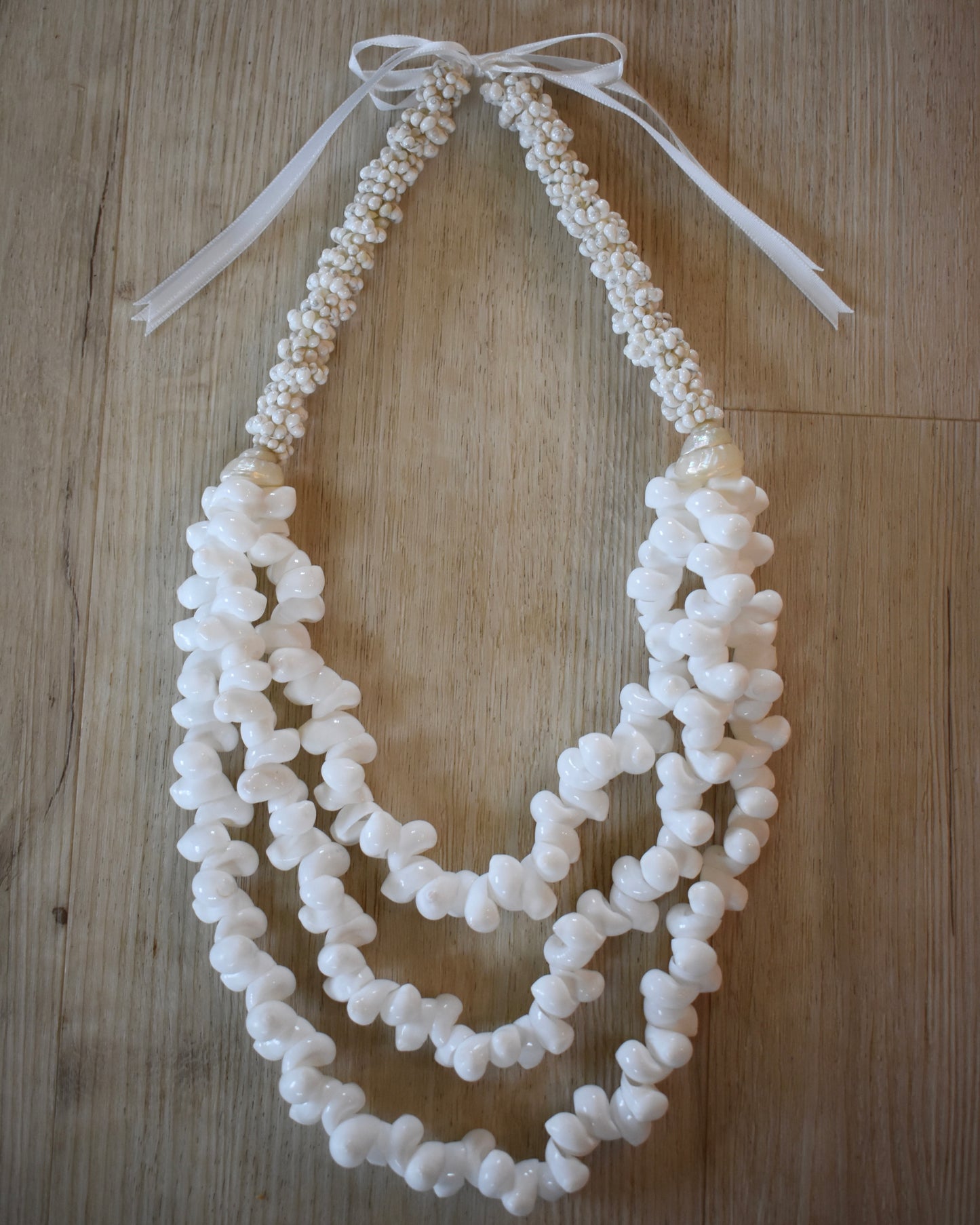 Triple Layered White Bubble Shell Lei