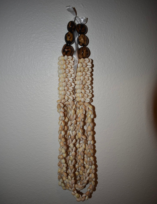 Layered Chunky Cowrie + Kukui Nut Lei